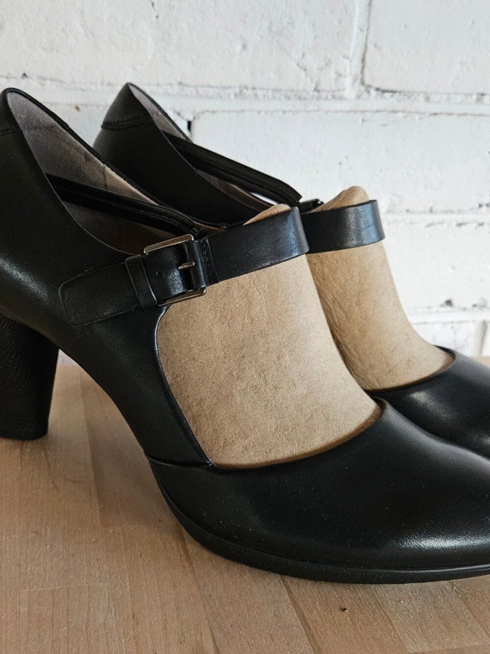 ✨ NIB ECCO Sculptured 75 Full Grain Leather Mary Jane Pumps ✨
